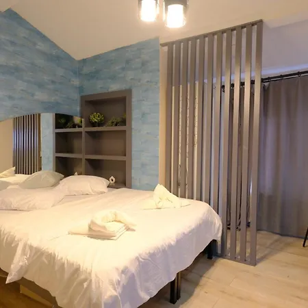 Apartment Marine